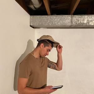 Meet your Posher, Damien